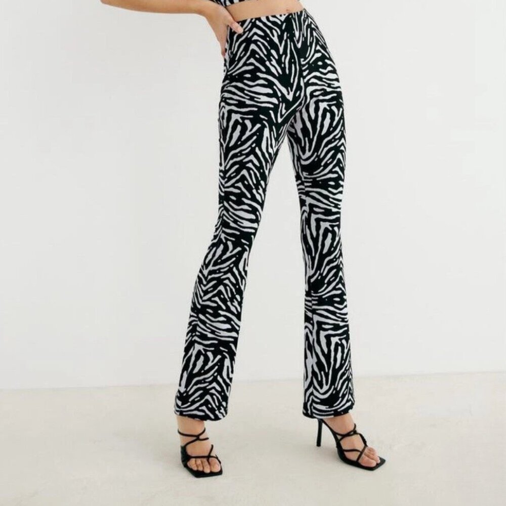 NWT ZARA Woman’s Zebra Print Flared Bell Bottom Pants M